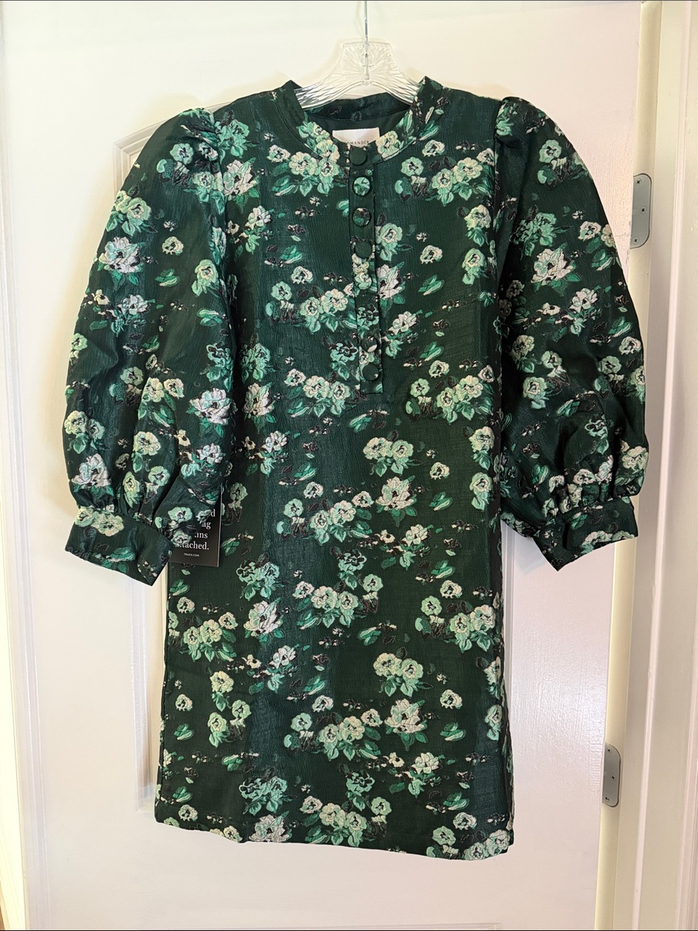 NWT Pomander Place Emerald Magnolia Floral Jacquard Samantha Dress. Size M